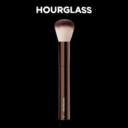 KissICON 02 KissIcon Hourglass No2 Foundation Blush Brush - Soft