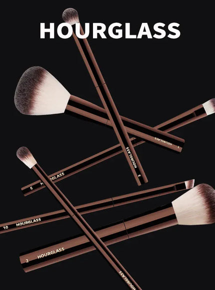 KissICON 02 KissIcon Hourglass No2 Foundation Blush Brush - Soft