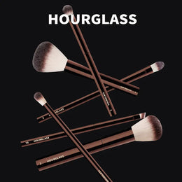 KissICON 02 KissIcon Hourglass No2 Foundation Blush Brush - Soft