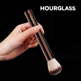 KissICON 02 KissIcon Hourglass No2 Foundation Blush Brush - Soft