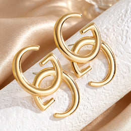 KissICON 02 Stud Earrings 11433 Chic G Stud Earrings Your Everyday Glamour Gift