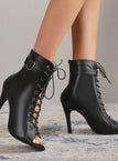 Black / UK 6.5