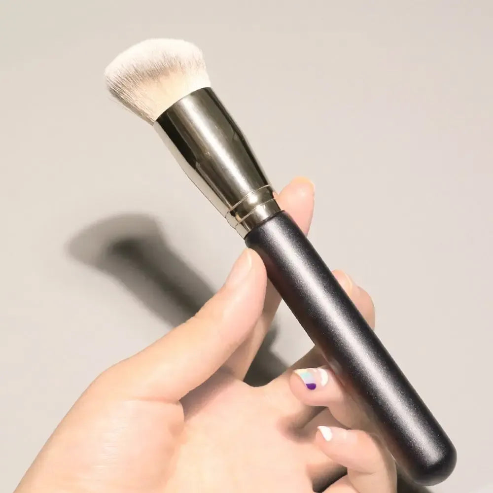 KissICON -1 💋 Makeup Brush - Multiuse Tool For Eyes