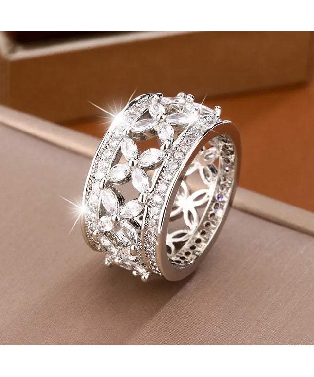 KissICON 10 KissIcon Hollow Zircon Ring For Women Geometric Shine Gift