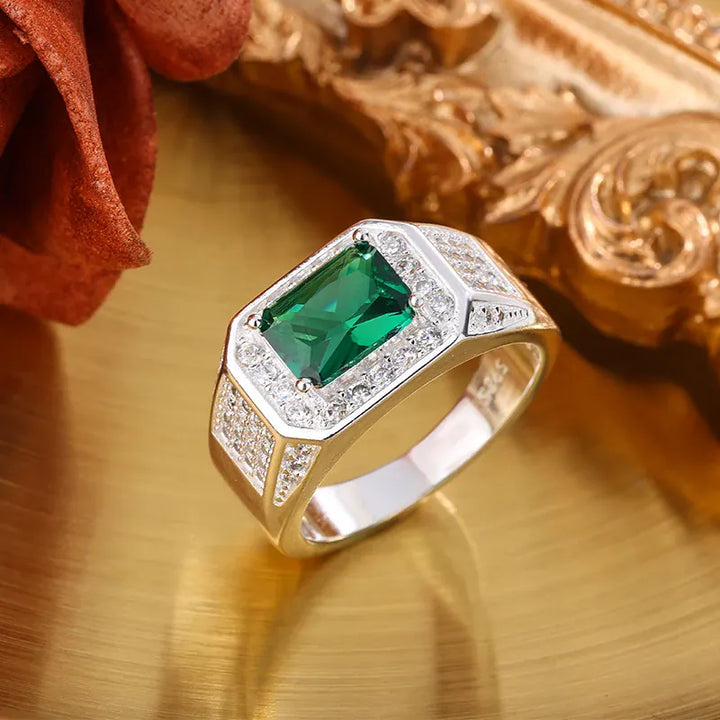 KissIcon Unisex Classic Green CZ Ring - Perfect Gift