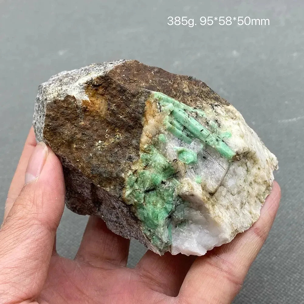 KissICON 100% Natural green emerald mineral gem-grade crystal specimens stones and crystals quartz crystals