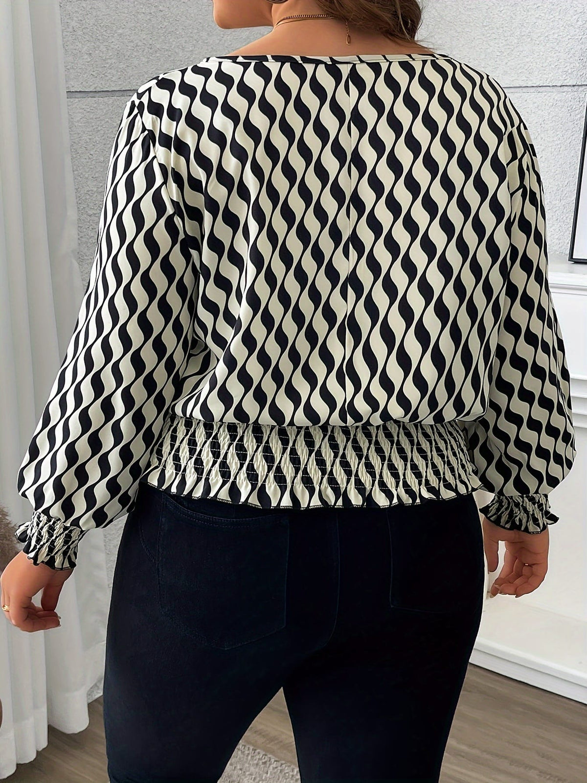 KissICON 100% Polyester Elegant Plus Size Blouses for Women - Crew Neck Shirred Oversized Woven Print Shirt with Non-Stretch Fabric for All Seasons