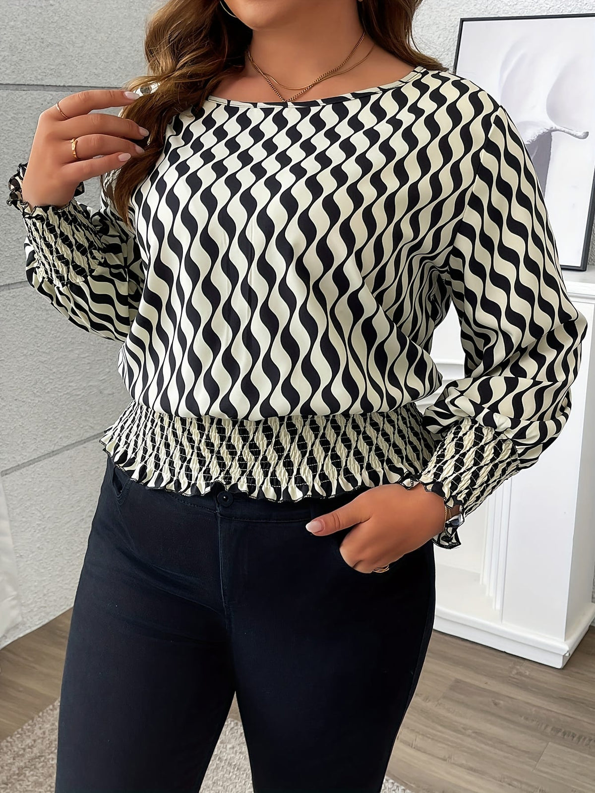 KissICON 100% Polyester Elegant Plus Size Blouses for Women - Crew Neck Shirred Oversized Woven Print Shirt with Non-Stretch Fabric for All Seasons