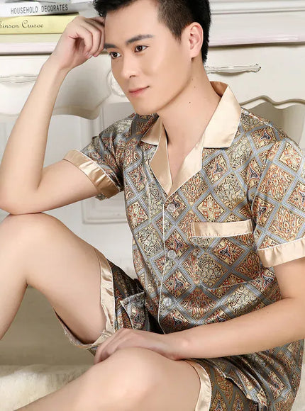 KissICON 129 / XL 65-75 KG Luxurious Silk Satin Mens Pajama Set