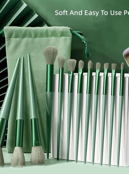 KissICON 💋 13 Piece Makeup Brush Set - Soft