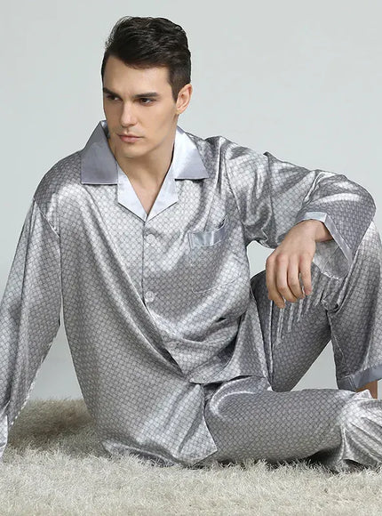 KissICON 138 / L 55-65 KG Luxurious Silk Satin Mens Pajama Set