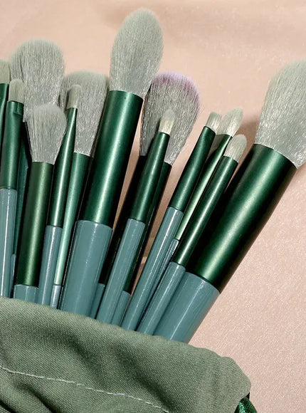 KissICON 13pcs green bag KissIcon Pro Makeup Brushes Set - Complete Eye