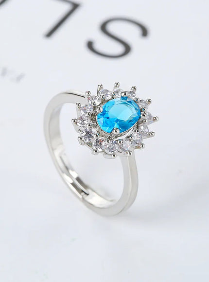 KissICON 14 / resizable Kissicon Lady Blue Crystal Bridal Ring –