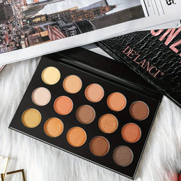 KissICON 15-color crocodile skin contour pal Natural Matte 15color Contour Highlight Palette