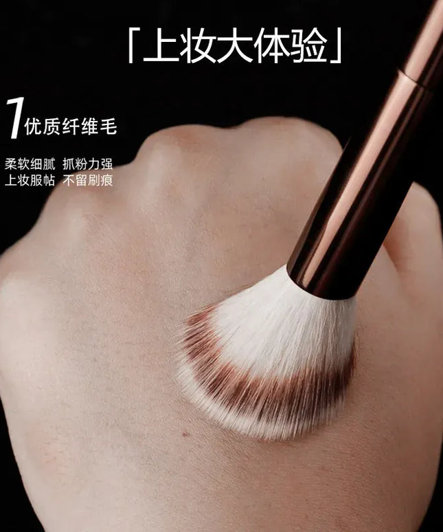 KissICON 15 with box 💋 Blush Brush For Liquid Cream Formulas -