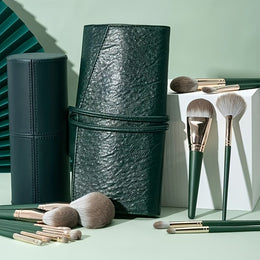KissICON 17pc Green Pro Makeup Brush Set – W Storage