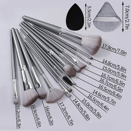 KissICON 18-Piece Makeup Tool Set Portable Soft Brushes and