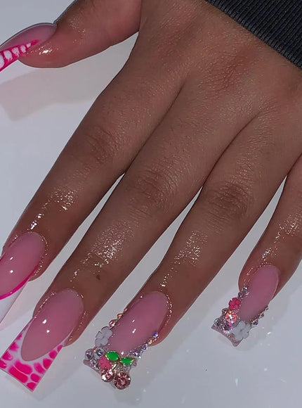 KissICON 19 / CHINA KissIcon Duckbill Pink Leopard Fake Nails Full Cover