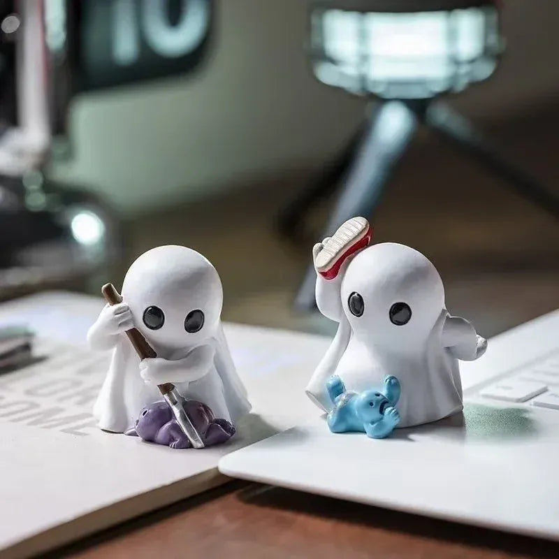 KissICON 1Pcs Cute Halloween Ghost Ornament Creative Novelty Decor Office Mini Desktop Figurine Gift for Home Decoration Collection Decor