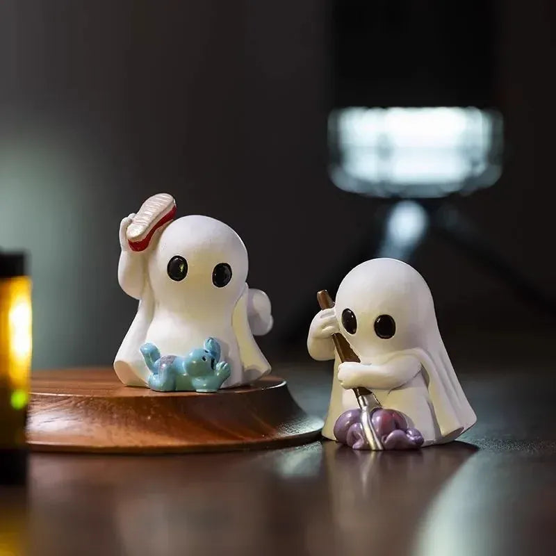 KissICON 1Pcs Cute Halloween Ghost Ornament Creative Novelty Decor Office Mini Desktop Figurine Gift for Home Decoration Collection Decor