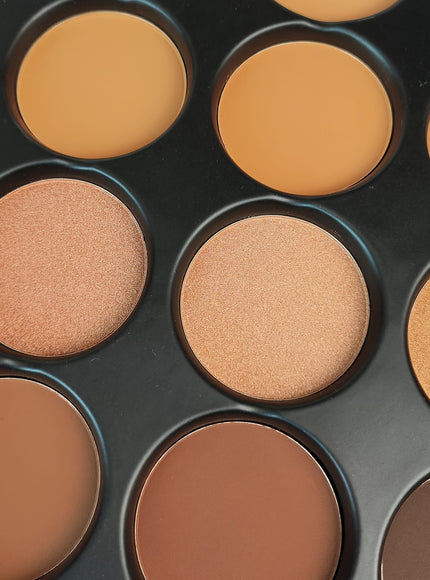 jkthpu-45 1set 💋 KissICON 16-Colour Contour & Glow Powder Palette – Light to Dark Beige