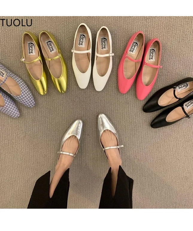 KissICON 2022 Flat Shoes Women Simple Solid Color Single