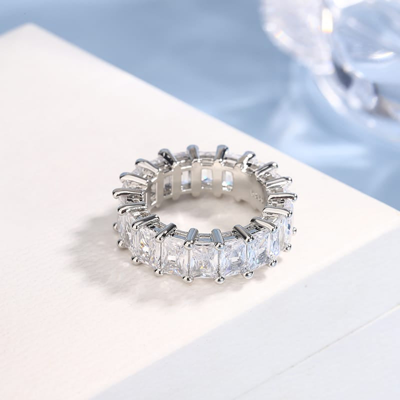 KissICON 2024 New Arrivals Women's Large Zircon Zircon Gold Rings Fashion Wedding Engagement Rings 925 Silve Hip Hop Jewelry