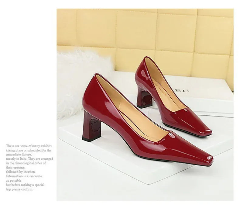 KissICON 2024 Spring Versatile Fashion Shallow Mouth Patent Leather
