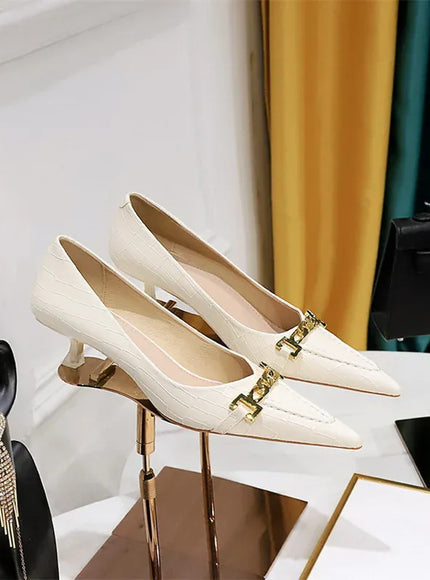 KissICON 237-1 White / 34 / CHINA Fashion Metal Chain Decoration Women Pumps Shallow Mouth