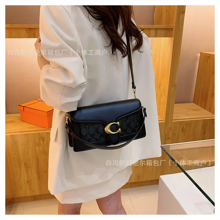 KissICON 25 Koujia Rhombic Taby Dionysian Chain Crossbody