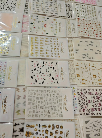 KissICON 30pcs KissIcon 3D Nail Stickers - Self-Adhesive Floral Designs