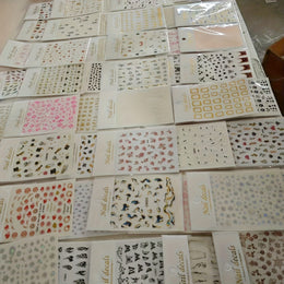 KissICON 30pcs KissIcon 3D Nail Stickers - Self-Adhesive Floral Designs