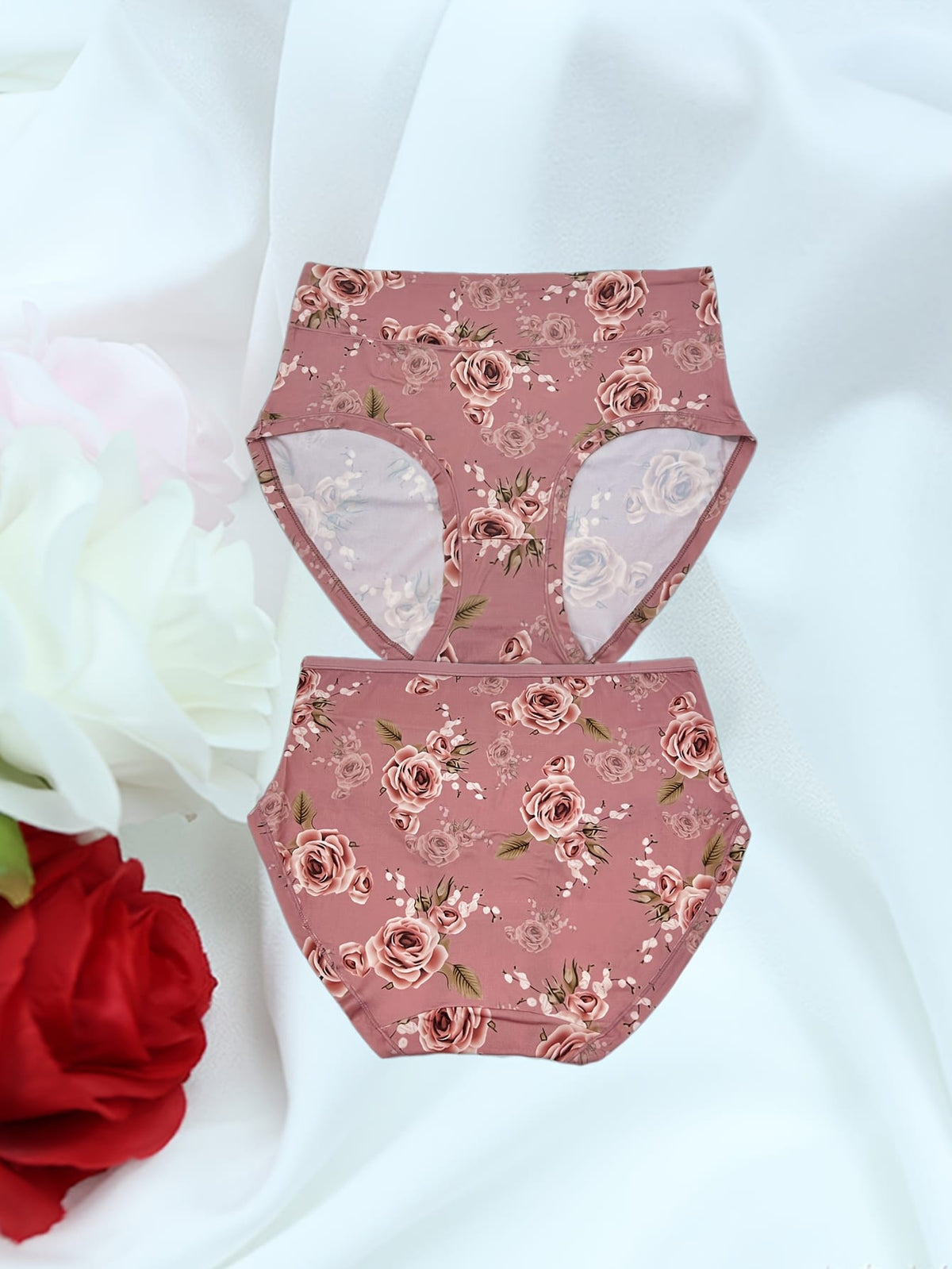 KissICON 5 Rose Print Comfy Underwear Set