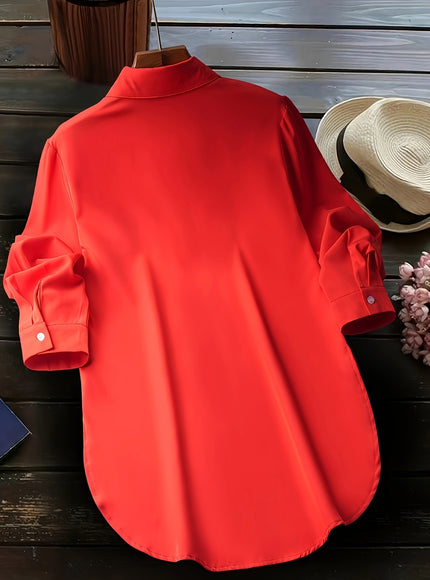 Plus Size Chic Blouse with Flowy Curved Hem - Fashionable Button Front & Classic Collar - Perfect Casual Wear for Spring - Womens Plus Size Clothing