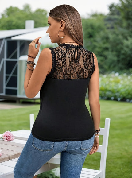 Plus Size Lace Trim Sleeveless Tank Top – Black & White