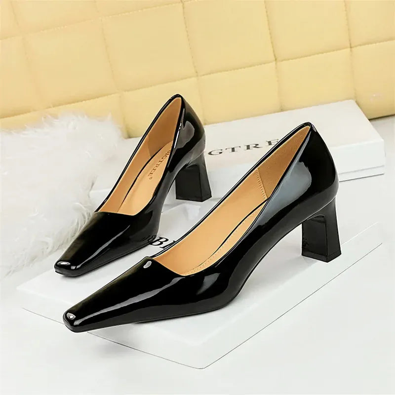 KissICON 6186-1 Black / 39 / CHINA 2024 Spring Versatile Fashion Shallow Mouth Patent Leather