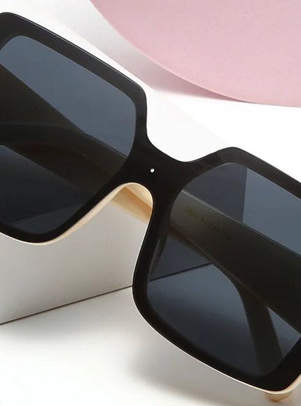 New Luxury Glamour Sunglasses for Women and Men Designer Famous Brand Glasses Square Stylish Trend Eyewear UV400