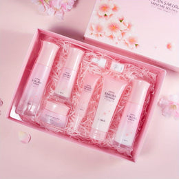 KissICON 7pcs/set [KissIcon] Sakura Gift Set - Moisturizing Hydration