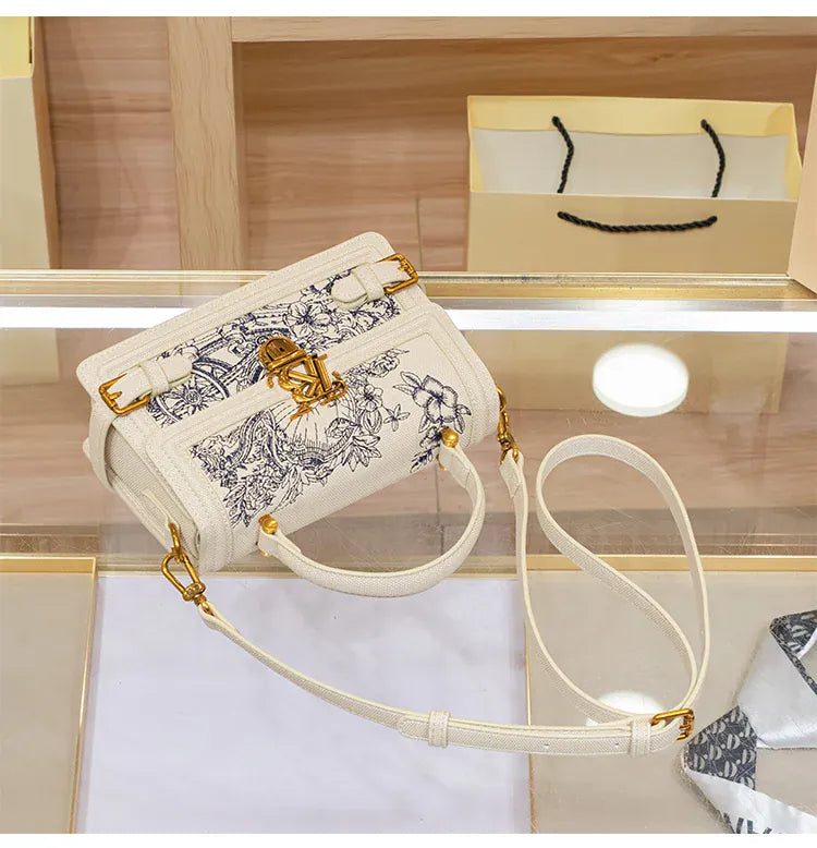 KissICON 8545 white / 21.5-7.5-14cm Women's Handbag – High-end Texture Designer