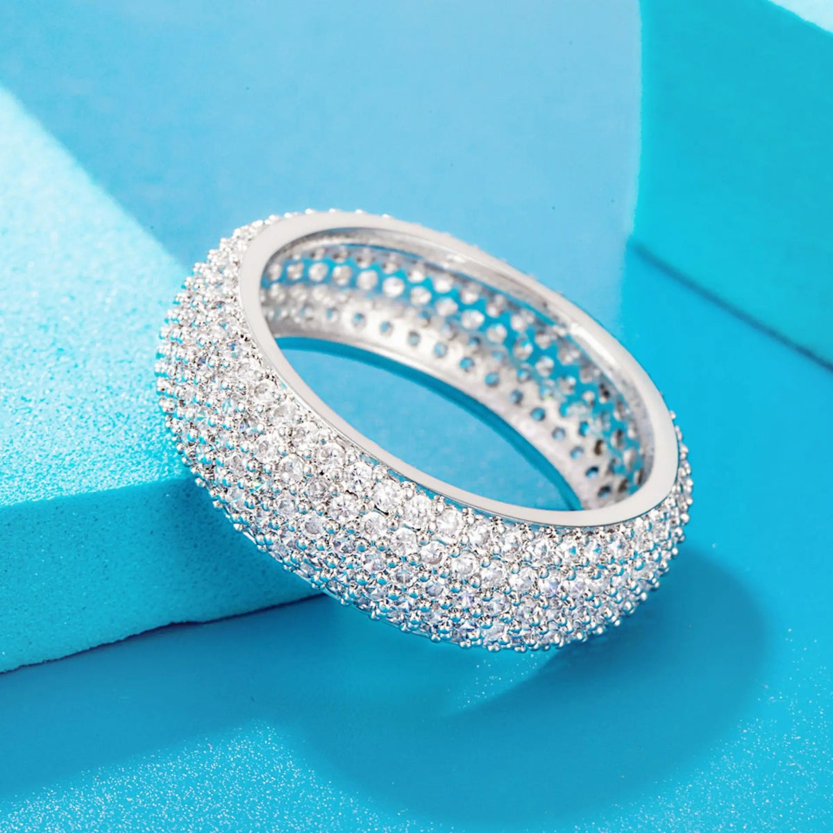 KissICON 925 Sterling Silver Plated 18K Gold Diamond Ring Fashionable Decorative Dazzling Circular Ring