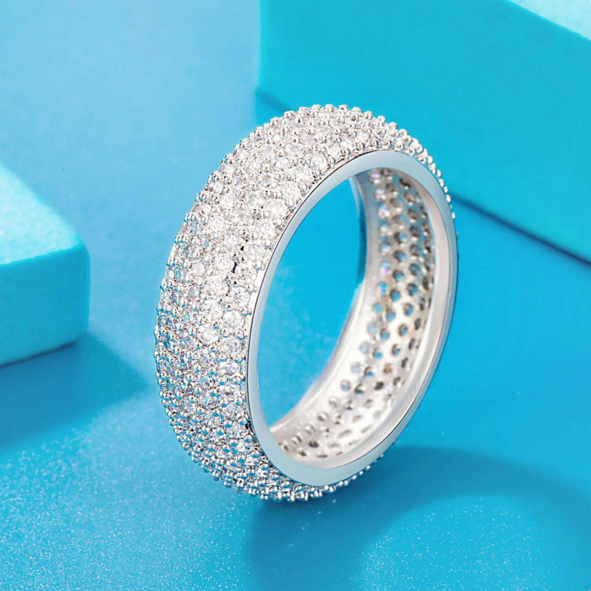 KissICON 925 Sterling Silver Plated 18K Gold Diamond Ring Fashionable Decorative Dazzling Circular Ring