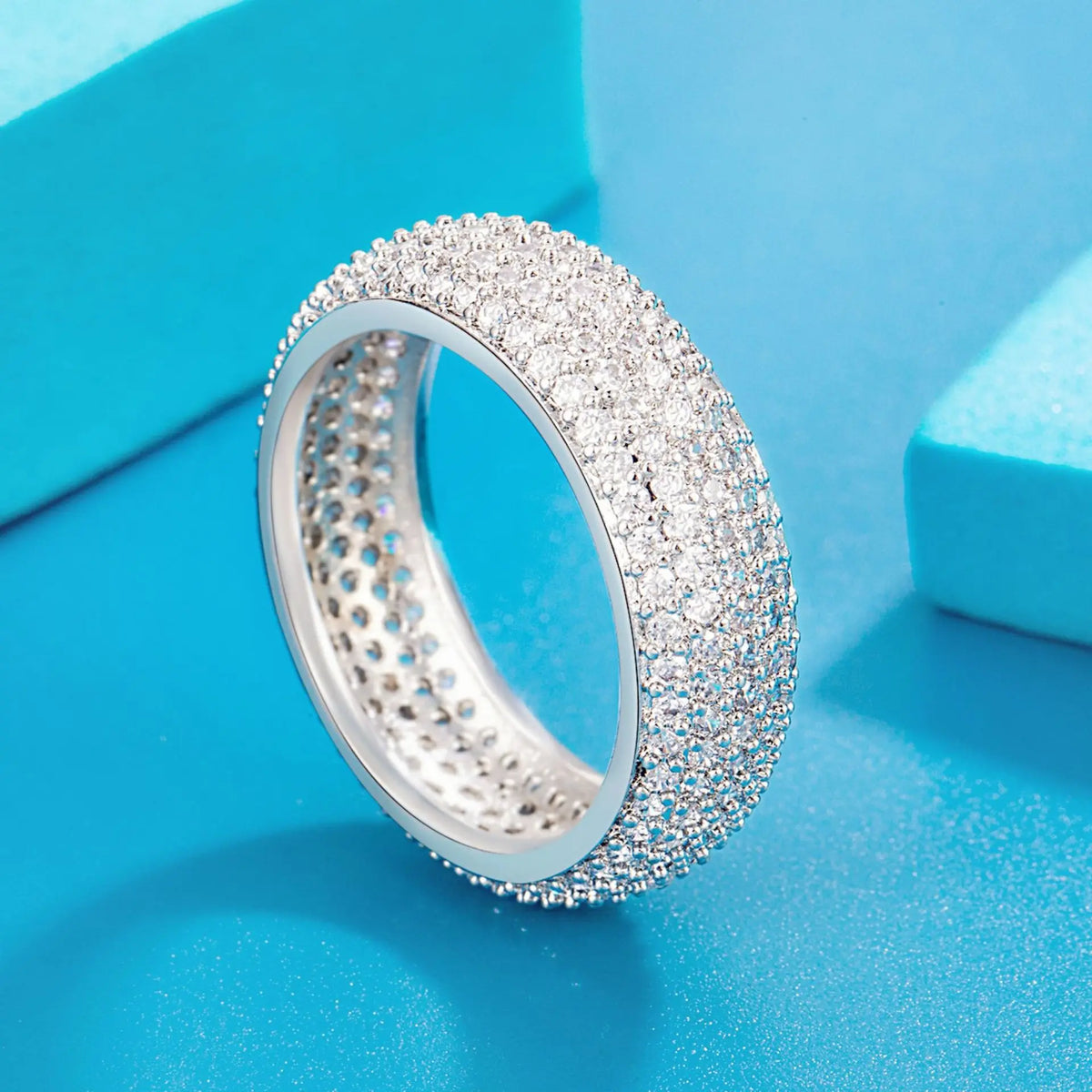 KissICON 925 Sterling Silver Plated 18K Gold Diamond Ring Fashionable Decorative Dazzling Circular Ring