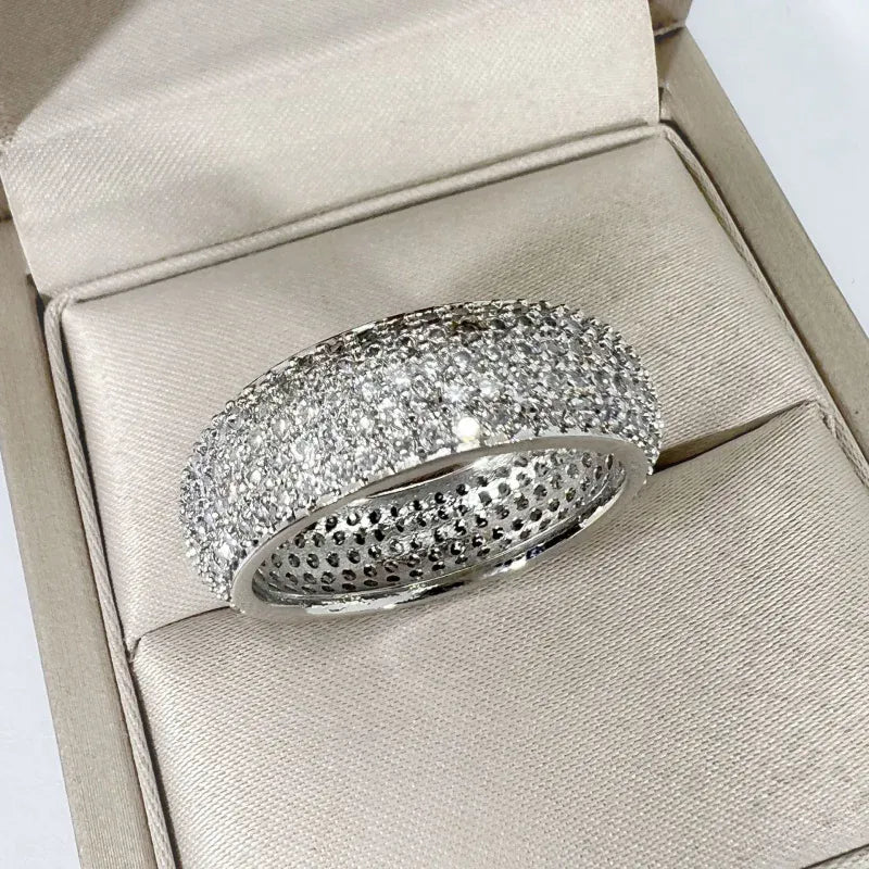 KissICON 925 Sterling Silver Plated 18K Gold Diamond Ring Fashionable Decorative Dazzling Circular Ring