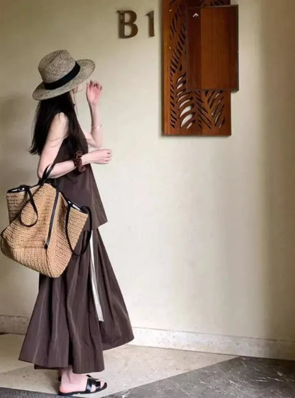 Light Straw Tote – Solid Color Woven
