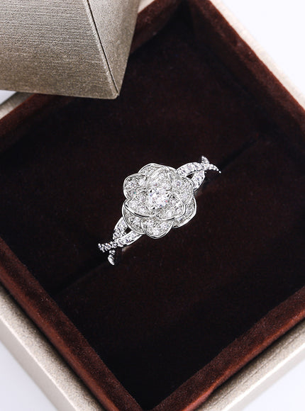 KissIcon InterTwined 3D Rose Ring White Zircon - Dazzle
