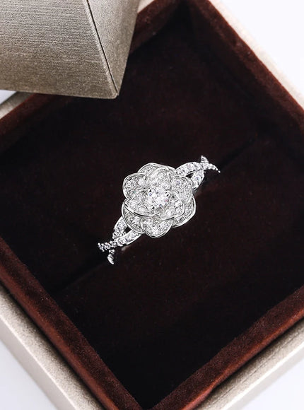 KissIcon InterTwined 3D Rose Ring White Zircon - Dazzle