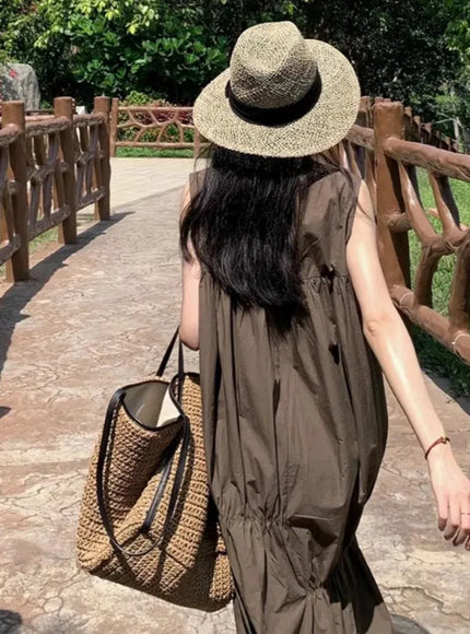 Light Straw Tote – Solid Color Woven