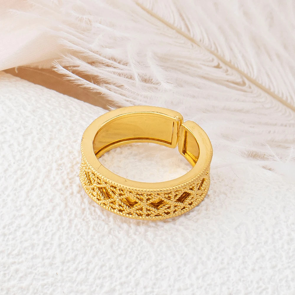 Circular Hollow Bracelet Necklace Ring Earring 4pcs Set 18k Gold-Plated Copper Jewelry Accessories Geometric Pattern Gifts