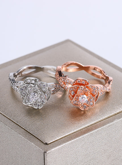 KissIcon InterTwined 3D Rose Ring White Zircon - Dazzle
