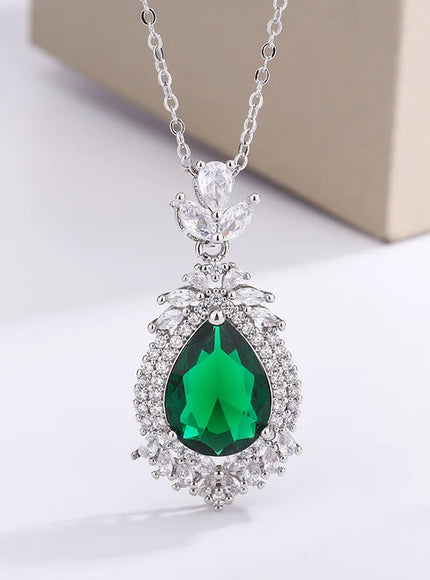 KissIcon Elegant 925 Silver Plated Necklace- Zircon Pendant